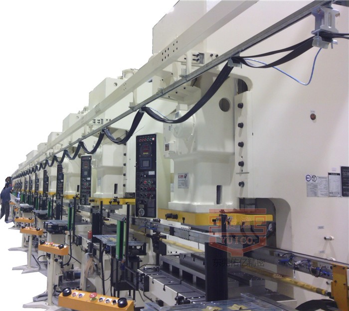 連桿式機械手：現(xiàn)代制造業(yè)的效率與質量提升利器